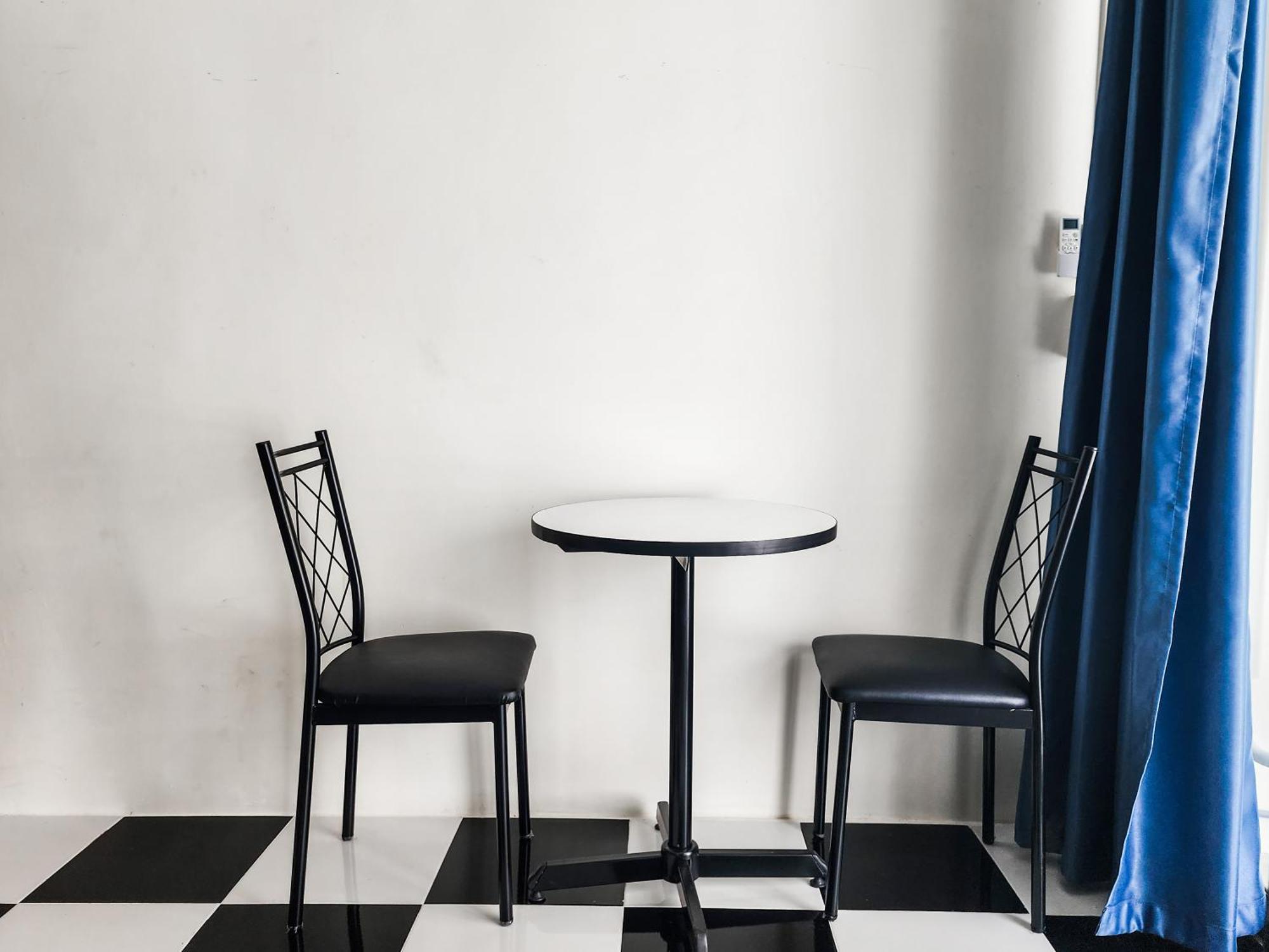 Noir Cafe And Hostel Chinatown Bangkok Buitenkant foto